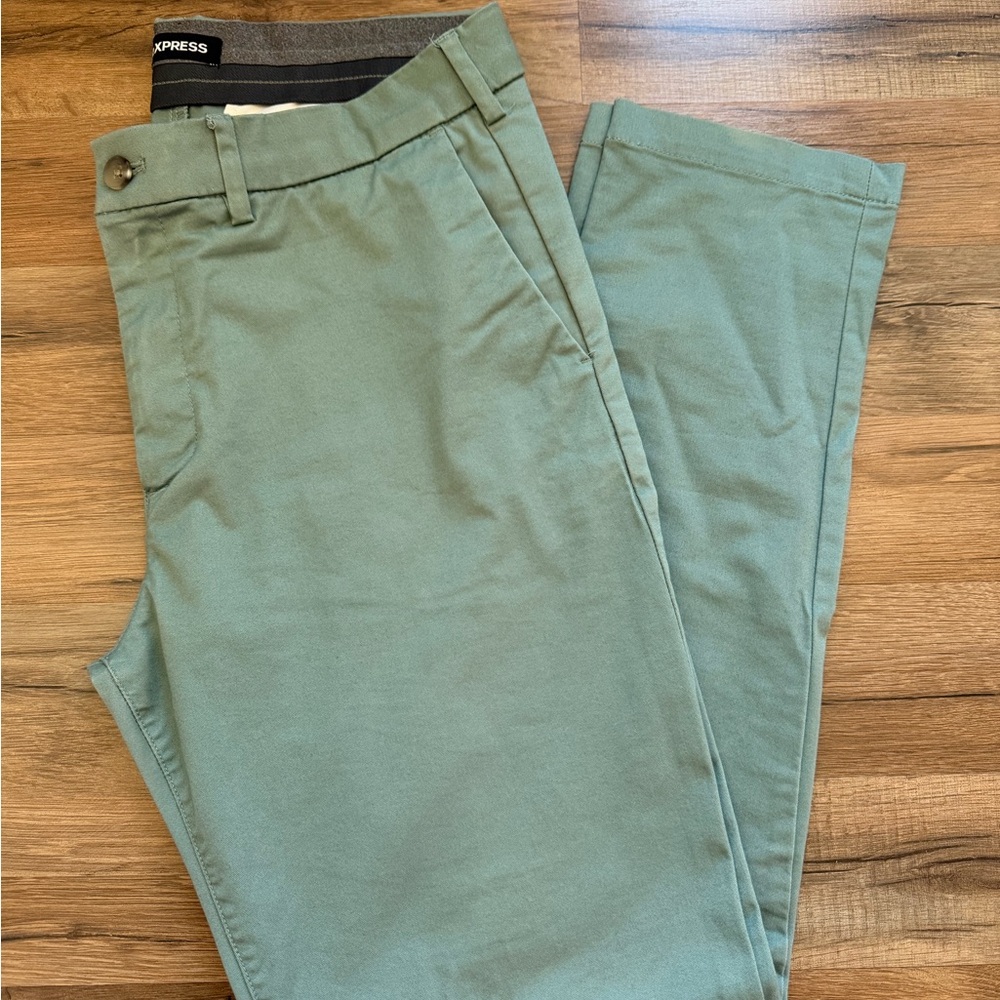 Express Men's Green Chinos